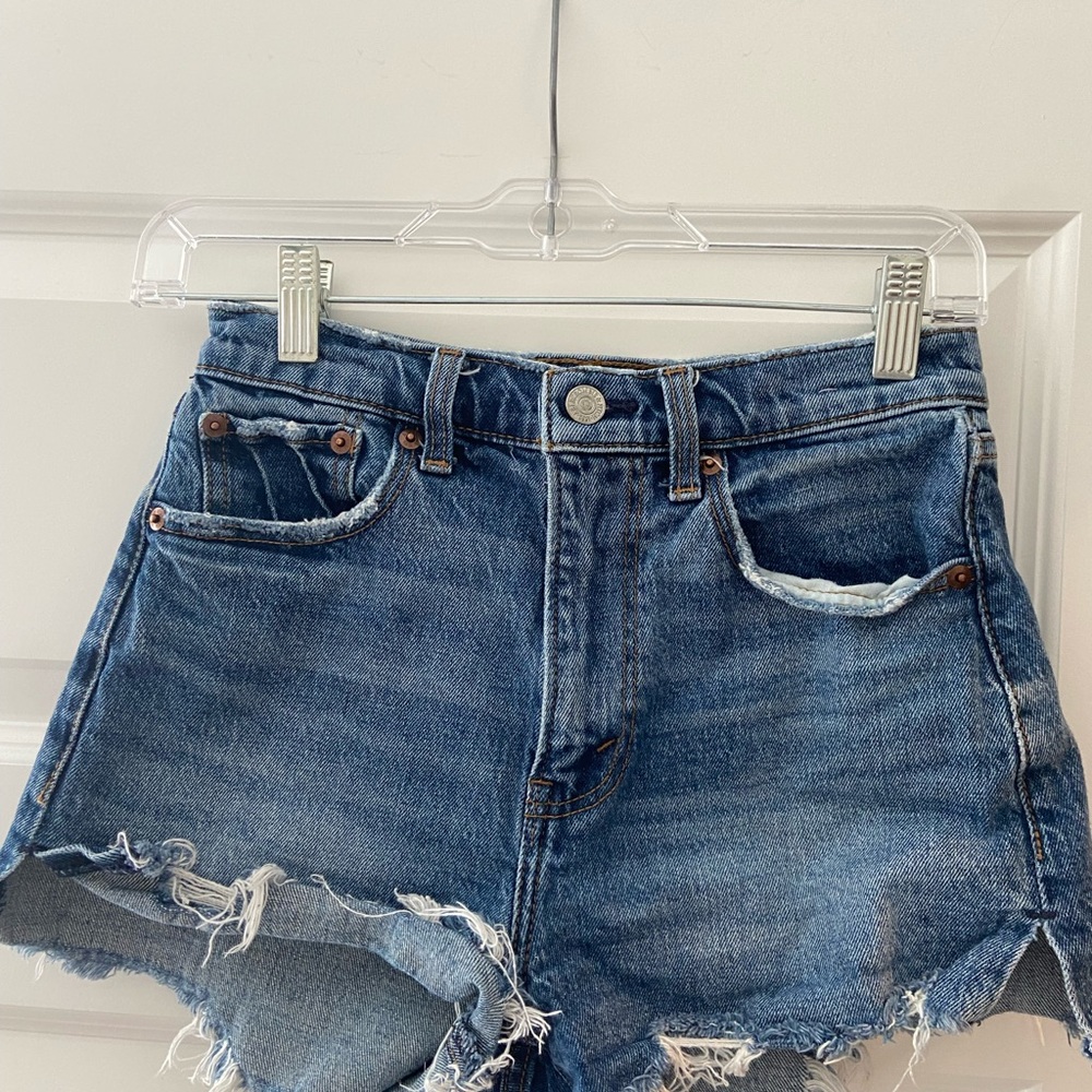 Abercrombie & Fitch High Rise Mom Short 24/00